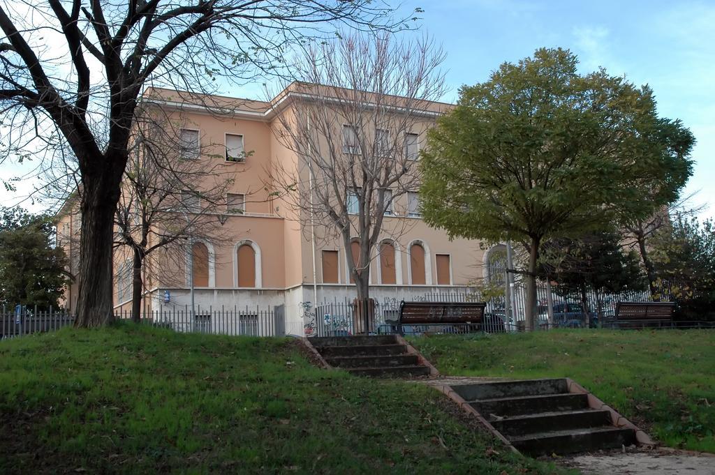 Casa Religiosa Per Ferie Ancelle Del Santuario Hotel Rom Eksteriør billede